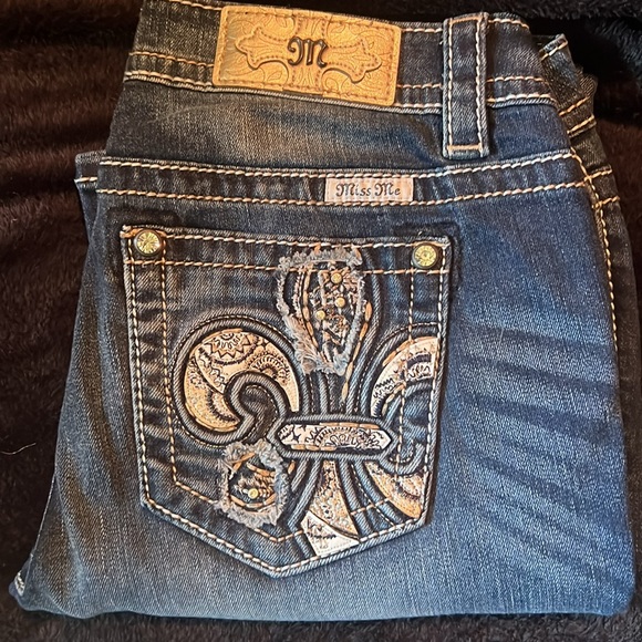Miss Me Denim - Miss Me Jeans Signature Boot, 30x32 actual JP8839BV